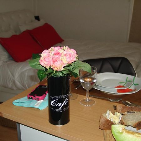 Franreal, 4 Appartements سارلا لا كانيدا الغرفة الصورة